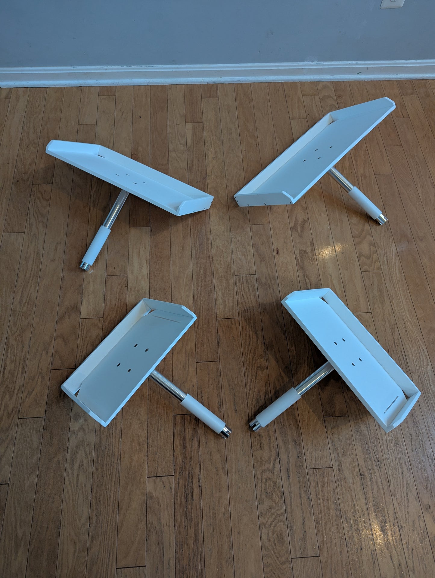 fishing rod holder bait tables